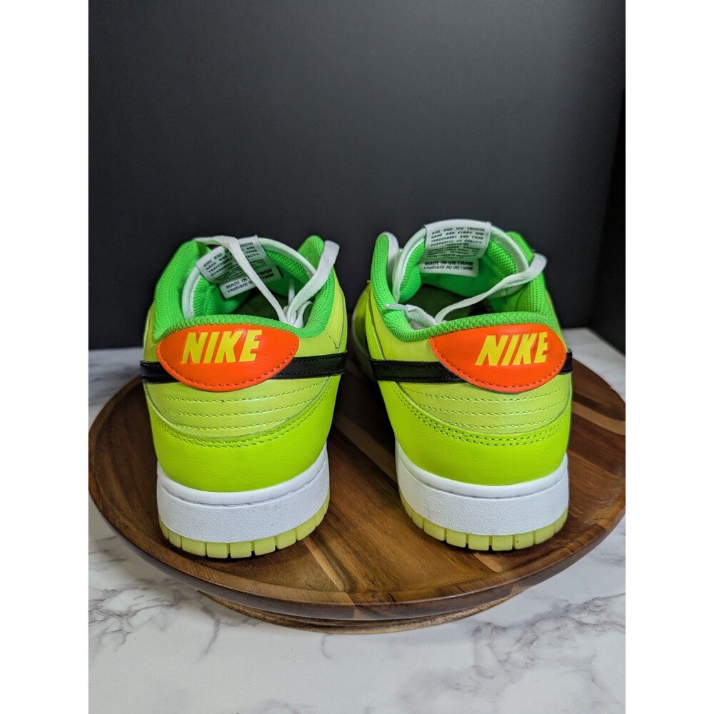 Nike DunkNike Dunk Low SE Volt Black Total Orange lFJ4610 702  Mens Size 12 - Picture 3 of 8